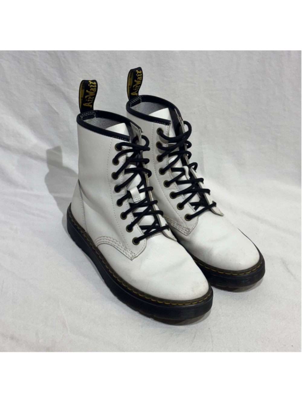 Doc Martens Zavala White Leather 8 Eyelet Lace Up Combat Boots Size 6 M 7 L